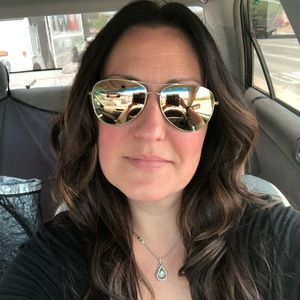 Meet your Posher, Kristina